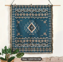 Load image into Gallery viewer, Aztec Pattern Throw
